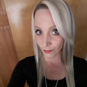 Meet your Posher, Jenn